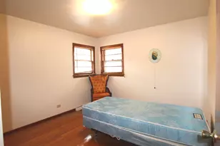 589 Buffalo Ave, Calumet City, IL 60409 - Photo 6