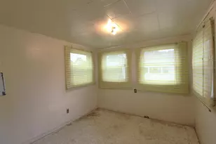 589 Buffalo Ave, Calumet City, IL 60409 - Photo 10