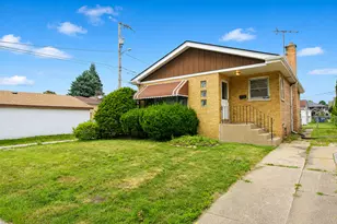 589 Buffalo Ave, Calumet City, IL 60409 - Photo 1