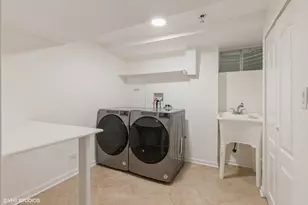 8842 Dee Rd, Des Plaines, IL 60016 - Photo 24