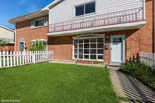 8842 Dee Rd, Des Plaines, IL 60016 - Photo 1