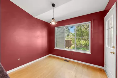 2034 Jeffrey Court #2034, Elgin, IL 60123 - Photo 12