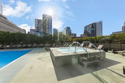 400 N La Salle Drive #1309, Chicago, IL 60654 - Photo 14