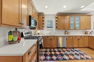 810 N Summit St, Wheaton, IL 60187 - Photo 12