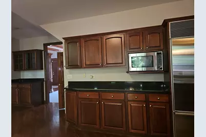 733 Woodbury Court, Sugar Grove, IL 60554 - Photo 4