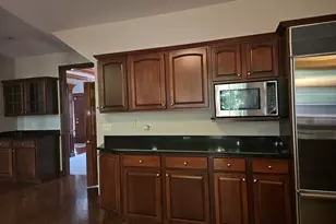 733 Woodbury Ct, Sugar Grove, IL 60554 - Photo 4