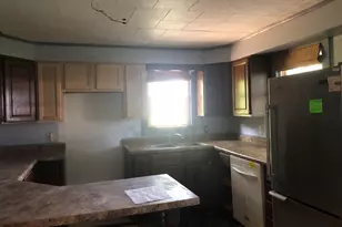 315 S Main Ave, Minier, IL 61759 - Photo 4