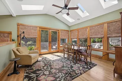 227 S Euclid Avenue, Oak Park, IL 60302 - Photo 16