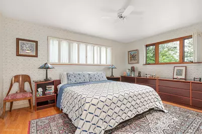 9431 Karlov Avenue, Skokie, IL 60076 - Photo 18
