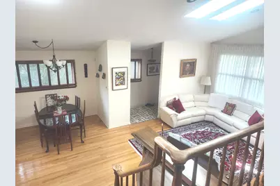 9431 Karlov Avenue, Skokie, IL 60076 - Photo 4