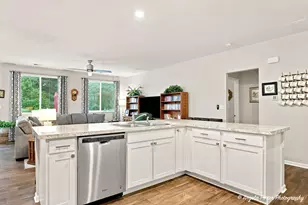 1806 Doolin Ave, McHenry, IL 60050 - Photo 10