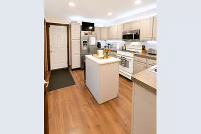 0N555 Pondview Court, Maple Park, IL 60151 - Photo 8