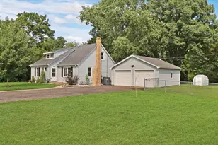 9673 W Logan Ct, Zion, IL 60099 - Photo 1