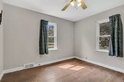 9673 W Logan Court, Zion, IL 60099 - Photo 14
