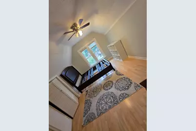 3419 W Beach Avenue #2, Chicago, IL 60651 - Photo 8