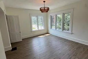601 E Washington St, Bloomington, IL 61701 - Photo 14