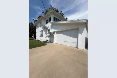 601 E Washington Street, Bloomington, IL 61701 - Photo 6