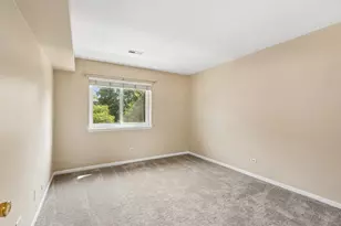 876 S Plum Grove Rd, Palatine, IL 60067 - Photo 18