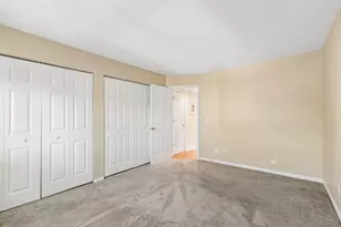 876 S Plum Grove Rd, Palatine, IL 60067 - Photo 22