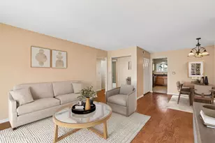 876 S Plum Grove Rd, Palatine, IL 60067 - Photo 6