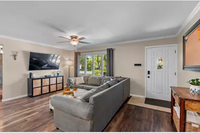 1001 63rd Place, La Grange Highlands, IL 60525 - Photo 8