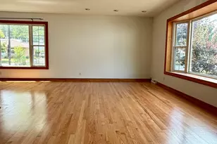 550 Laramie Ave, Wilmette, IL 60091 - Photo 2