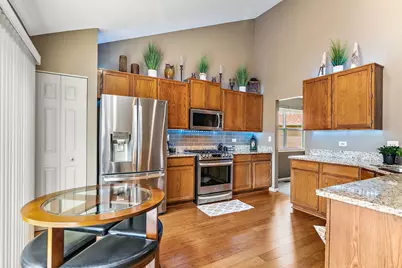 204 Dickens Trail, Elgin, IL 60120 - Photo 10