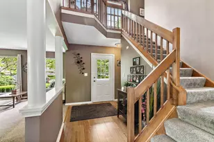204 Dickens Trail, Elgin, IL 60120 - Photo 4