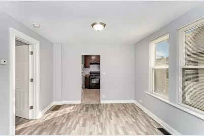 12413 S Carpenter Street, Calumet Park, IL 60827 - Photo 6