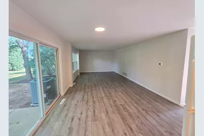 740 Village Circle #740, Marengo, IL 60152 - Photo 2