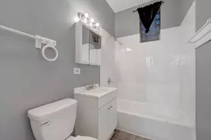 1337 S Fairfield Ave, Chicago, IL 60608 - Photo 20