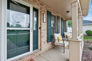 781 Wellington Pkwy, New Lenox, IL 60451 - Photo 2