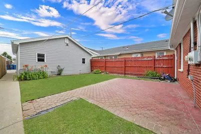 1826 N 36th Avenue, Stone Park, IL 60165 - Photo 20