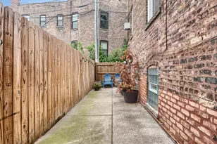 1056 N Leavitt St, Chicago, IL 60622 - Photo 12