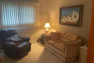 181 E Schubert Ave, Glendale Heights, IL 60139 - Photo 12