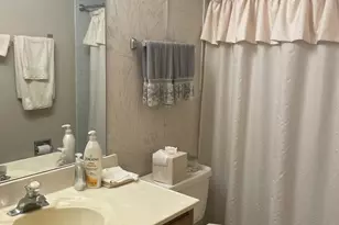 181 E Schubert Ave, Glendale Heights, IL 60139 - Photo 8