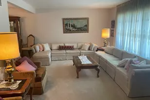 181 E Schubert Ave, Glendale Heights, IL 60139 - Photo 4