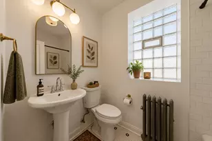 2345 W Glenlake Ave, Chicago, IL 60659 - Photo 8