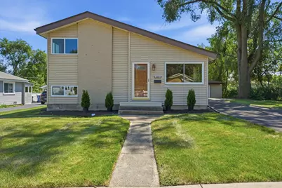 661 Easy Street, Glendale Heights, IL 60139 - Photo 2