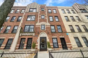 2124 N Hudson Ave, Chicago, IL 60614 - Photo 1
