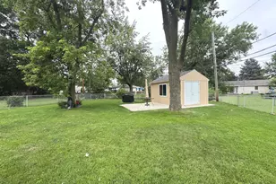 315 W Brookmont Blvd, Bradley, IL 60915 - Photo 22