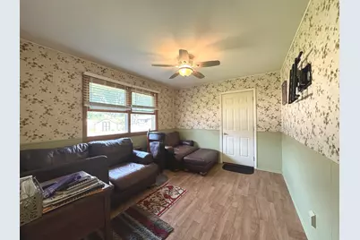 646 Evergreen Lane, Bradley, IL 60915 - Photo 4