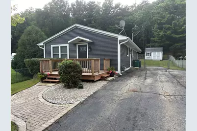 42 S Hickory Avenue, Fox Lake, IL 60020 - Photo 1