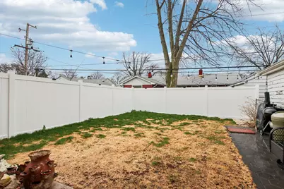 4552 W 89th Street, Hometown, IL 60456 - Photo 18