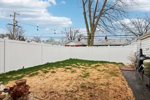 4552 W 89th St, Hometown, IL 60456 - Photo 18
