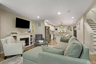 627 N Arlington Heights Rd, Arlington Heights, IL 60004 - Photo 4