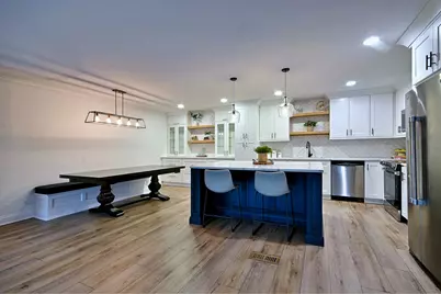 1 Oak Brook Club Drive #A309, Oak Brook, IL 60523 - Photo 16