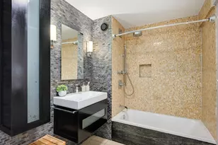 545 N Dearborn St, Chicago, IL 60654 - Photo 16
