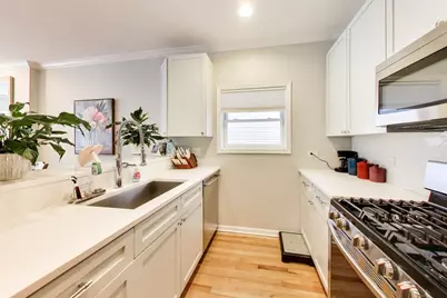 3111 N Seminary Avenue #1N, Chicago, IL 60657 - Photo 8