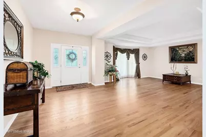 537 N Sycamore Lane, North Aurora, IL 60542 - Photo 6